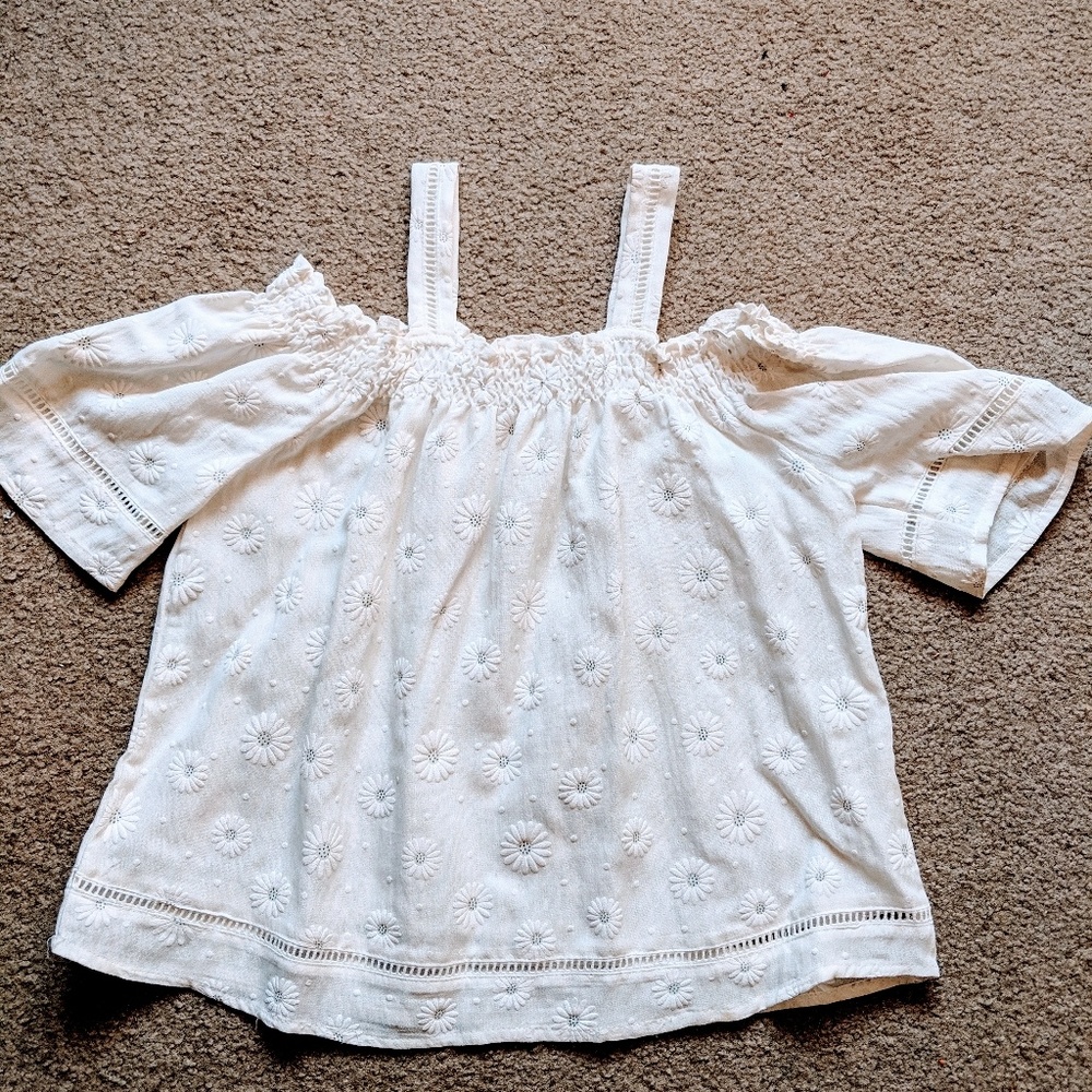 Off-the-shoulder Daisy printed blouse